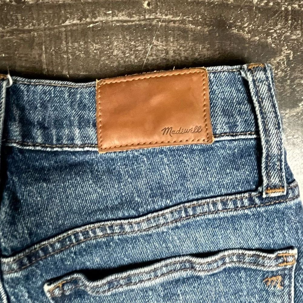 Madewell Women’s Size 26 Classic Straight Jeans Blue Denim Medium Wash Stretch - Picture 12 of 13